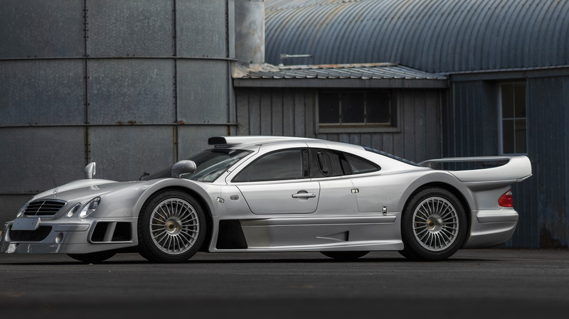 Illustration for article titled Empty Out Your Piggy Banks Kids Because There's a Mercedes-Benz AMG CLK GTR Headed to Auction